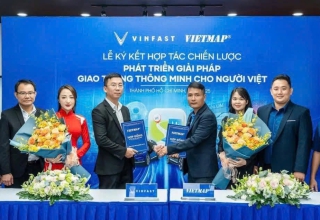VinFast bắt tay VietMap hợp tác chiến lược phát triển giải pháp giao thông thông minh cho người Việt